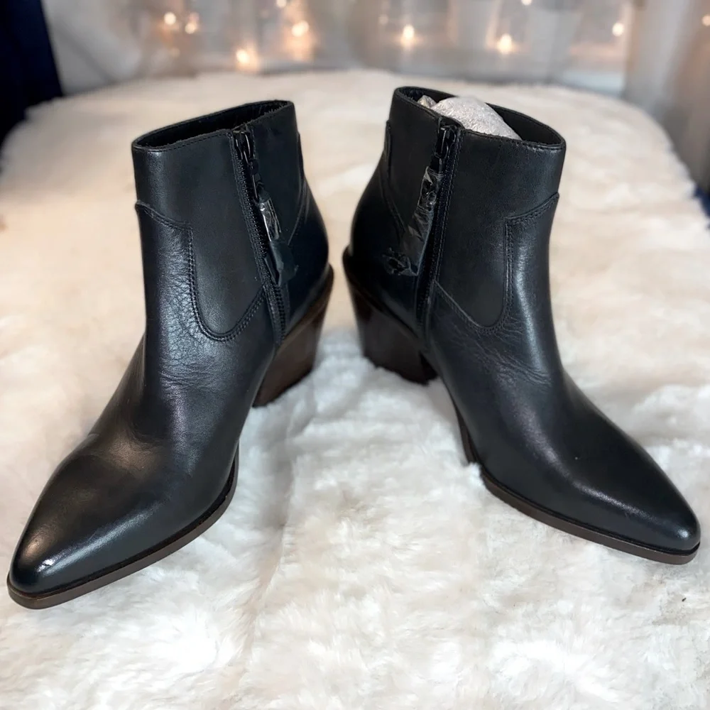 New Rag & Bone Razor Black Leather Side Zip Booties - Size 36.5 EU (6.5 US) - Picture 8 of 8